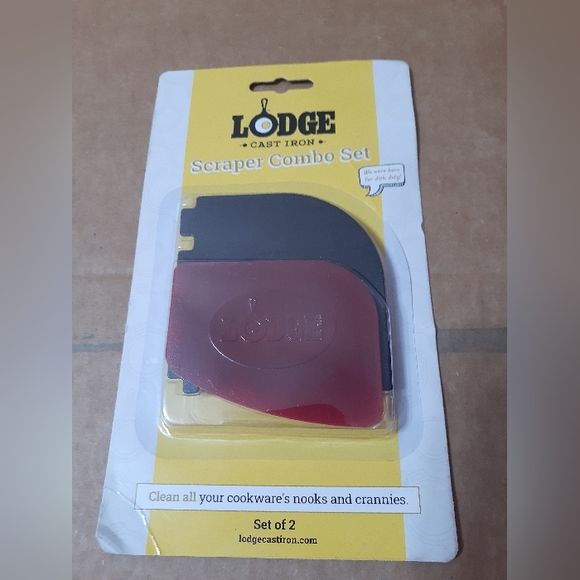 NWOT Lodge Cast Iron Grill Pan ONLY 10.25 inch with free SCRAPERS - Picture 8 of 9